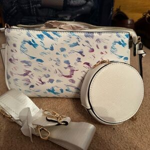 White and Blue Artistic Shoulder Bag